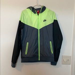 nike windrunner jacket
